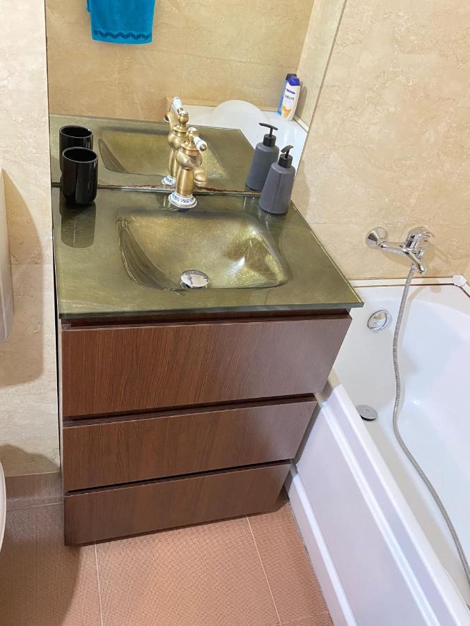 Bucharest Apartment Near The Center, Subway, Mall And Park Exterior foto